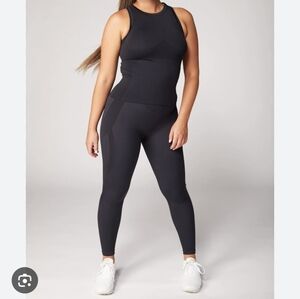 SHEFIT Seamless Leggings Black V-Waist Squat Proof 4 Way Stretch  Size Large